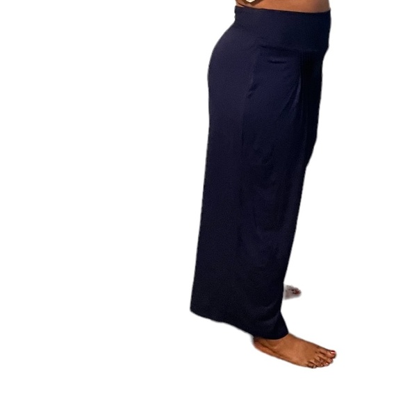 Victoria Secret Pink Elastic High Waisted Navy Blue Flare Pants, Size Large - Picture 5 of 10